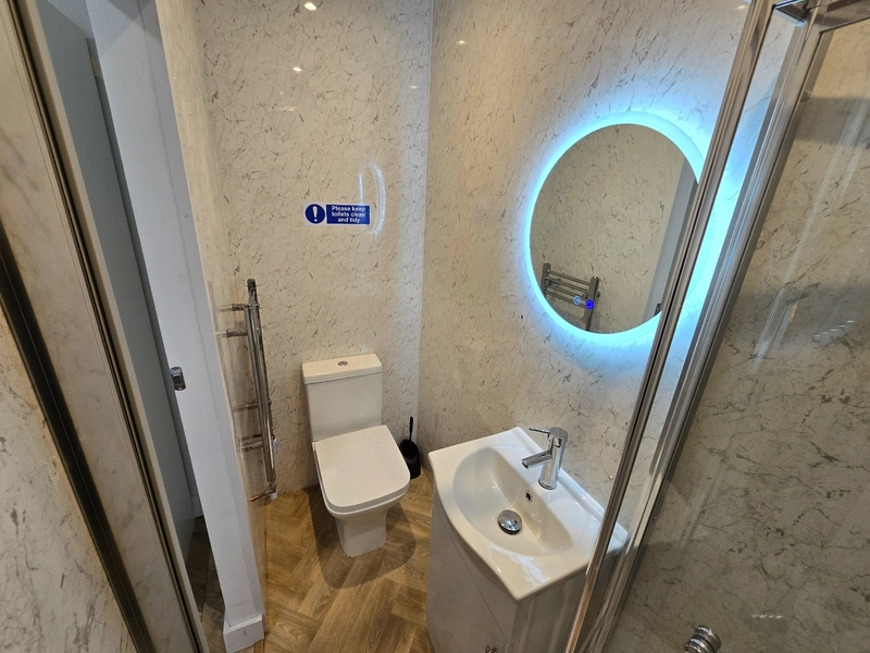 Sherwin Grove, 5-Bed Ensuite Student Home NG7 2EZ - Thumbnail 26